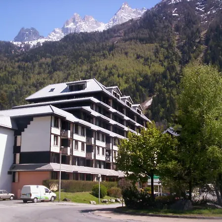 2 Pieces Avec Parking Pres Gare Routiere Et Remonte-pentes, Chamonix-mont-blanc - Fr-1-517-13 Διαμέρισμα