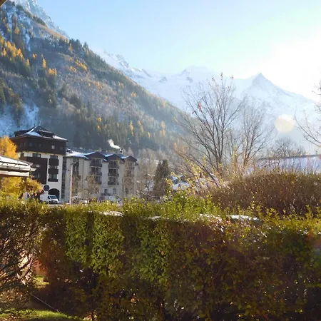 2 Pieces Avec Parking Pres Gare Routiere Et Remonte-pentes, Chamonix-mont-blanc - Fr-1-517-13 Διαμέρισμα