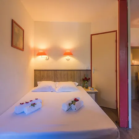 Appartement Avec Acces Aux Domaines Skiables Et Parking - Fr-1-517-13 Chamonix